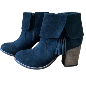 Black Suede Ankle Boots With Fringe